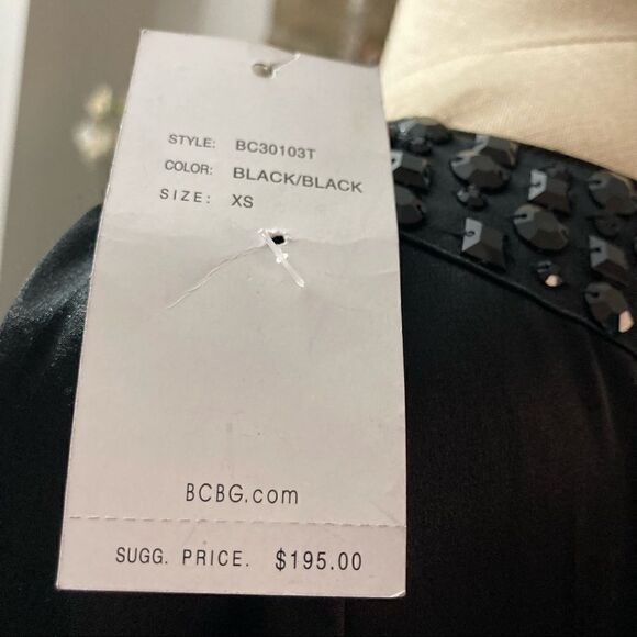 BCBG SATIN TOP WITH SIMULATED STONEWORK AT THE COLLAR / NWT / Size XS ﻿ - Picture 6 of 6